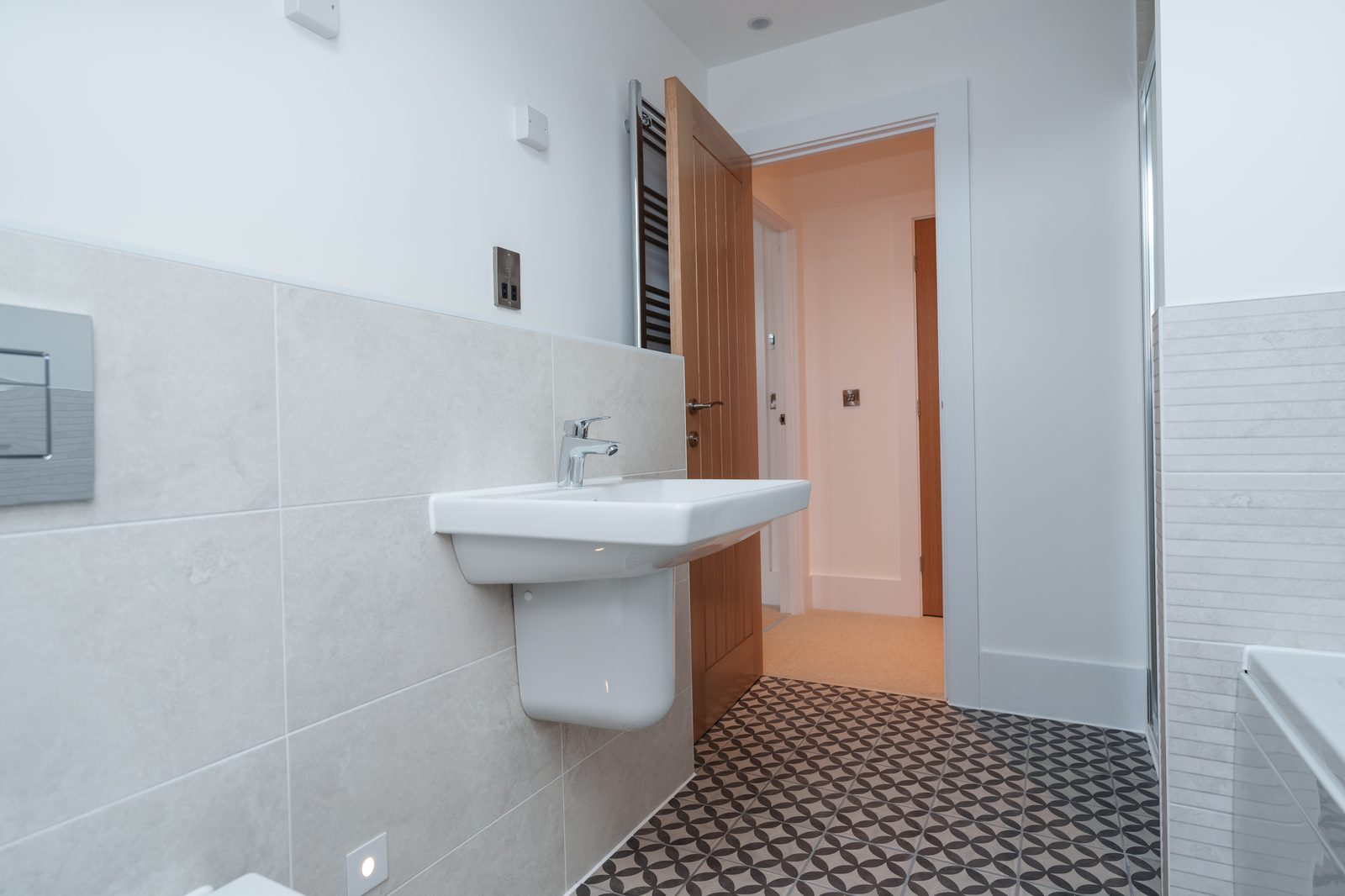 Family bathroom - new build homes in Yorkshire